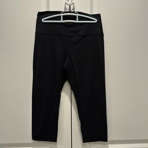 Lululemon Athletica Align Cropped, 8, Black